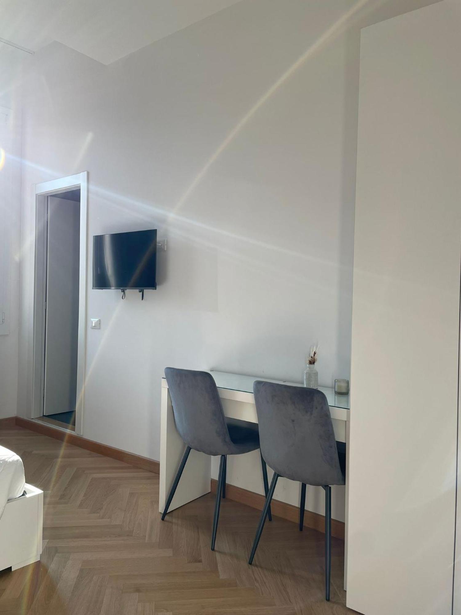 Le Suites Dell'Edera Болонья Экстерьер фото