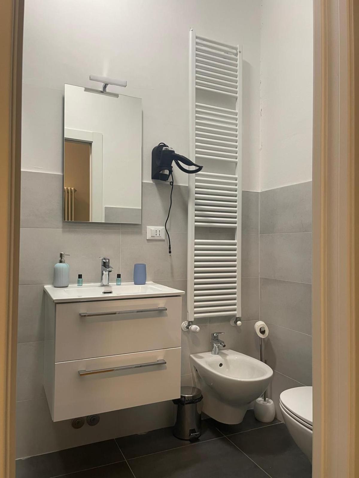 Le Suites Dell'Edera Болонья Экстерьер фото